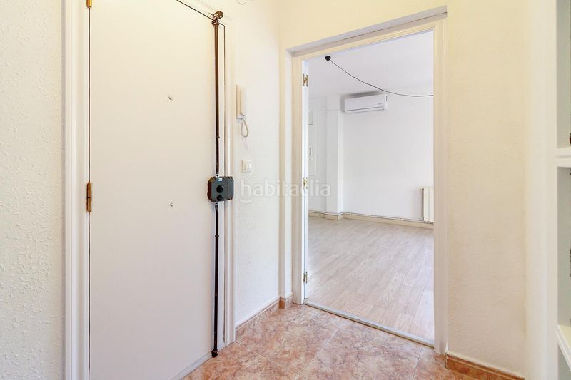 Foto 2d528ab9-850a-4798-9e28-a389d8c8c0c8. Pis amb aparcament a Baixador Castelldefels