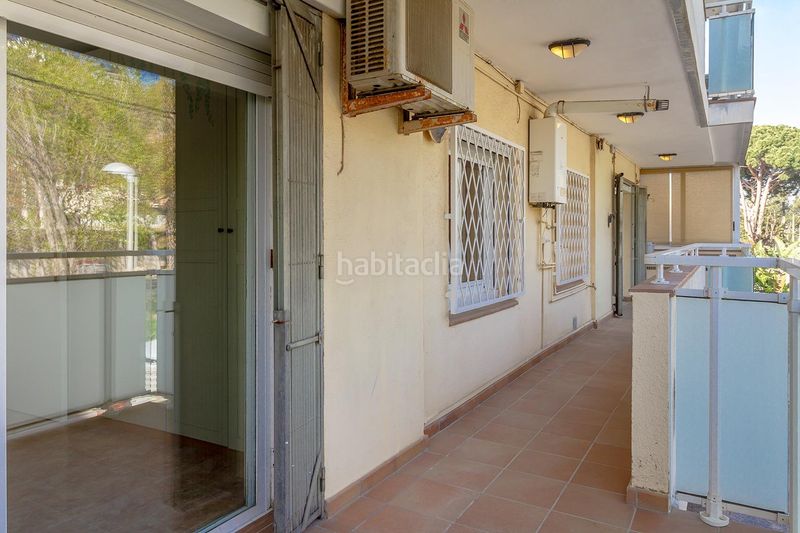 Foto 68ee6952-d3d9-4c2a-ae51-3537b1e91de5. Pis amb aparcament a Baixador Castelldefels