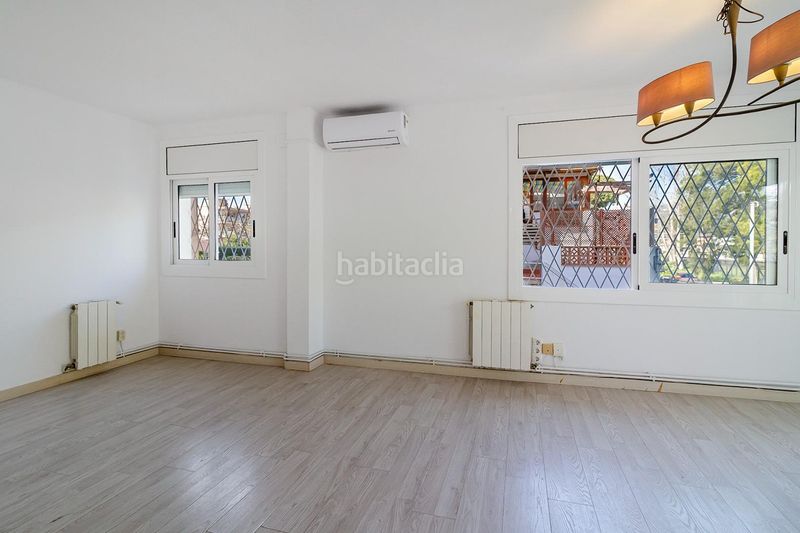 Foto b7e255c4-a96e-4cc4-84ca-4917c2cd46e7. Pis amb aparcament a Baixador Castelldefels