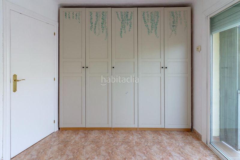 Foto c8b97d7a-7b16-4d8f-ad8d-a854b2cae829. Pis amb calefacció aparcament a Baixador Castelldefels