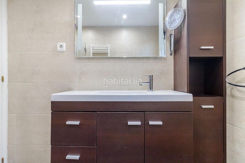 Foto d3bcb01b-ceeb-4d7a-93a6-04b1e431ac2c. Pis amb aparcament a Baixador Castelldefels