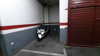 Autoparkplatz  Carrer santa marta. Plaza de párking en venta por 10.500 en el castell