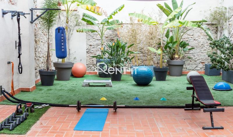 Foto 0e125ff7-b18c-40c6-9d61-610876326e60. Trapasso locale commerciale in Fort Pienc Barcelona