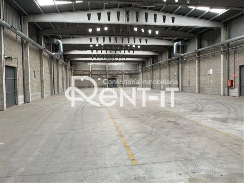 Foto 673dec78-9c46-4eab-acf6-f6aeb3e2577f. Rent industrial building in Granvia LH Hospitalet de Llobregat (L´)