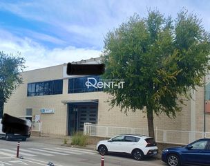 Location Bâtiment à usage industriel  Motors. Nave de 890m2 tipo c en gran via sur.
