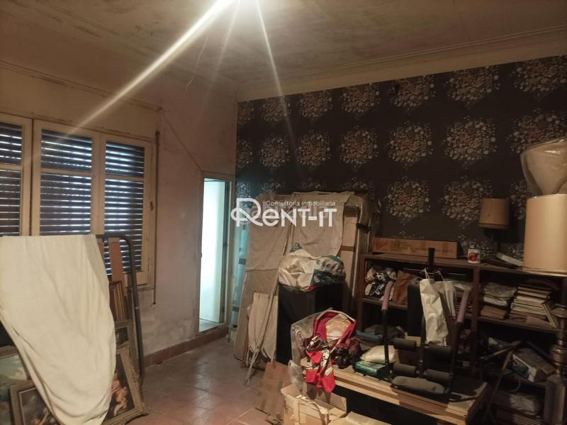 Foto b951d227-39fa-4dd2-a39b-ae04dc1fcebb. Alquiler local comercial local en alquiler en Centre Sant Boi de Llobregat