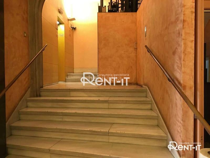 Foto d49172cb-c5f2-4095-ab56-c691d2413329. Alquiler oficina  en paseo de gracia pl. cat. en Barcelona