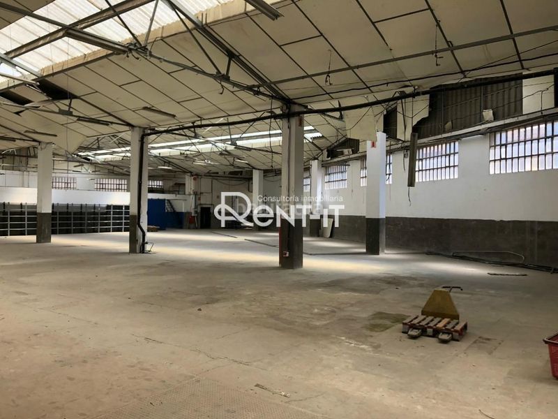 Foto 883f2d21-a8da-406b-9371-ed8dac5046ef. Alquiler nave industrial  de 8.000 m2 en poligono fonollar. en Sant Boi de Llobregat