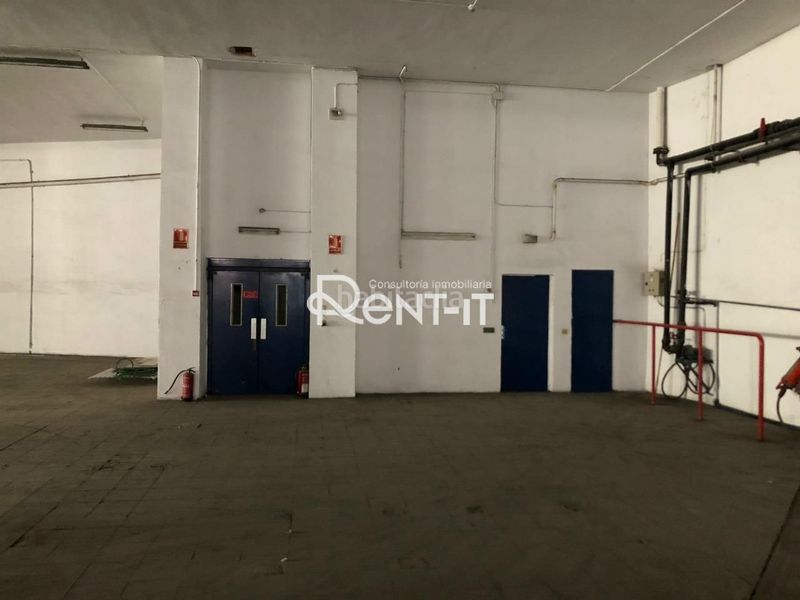 Foto 9ada7c85-28f5-49ca-9f56-1f62bc8e131a. Alquiler nave industrial  de 8.000 m2 en poligono fonollar. en Sant Boi de Llobregat