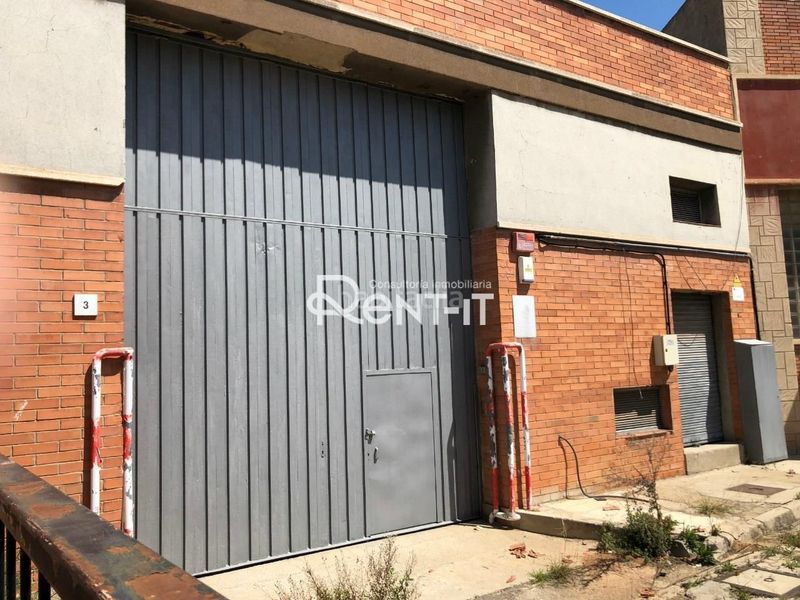 Foto e777214d-a298-4d41-9983-7274defa82b5. Alquiler nave industrial  de 8.000 m2 en poligono fonollar. en Sant Boi de Llobregat