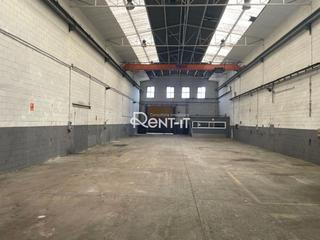 Rent Industrial building  Noi del sucre. Nave diáfana de 500m2 con puente grua en viladecans.