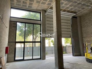Lloguer Local Comercial  Juan carlos i. Local comercial de 322 m2 gran via sur.