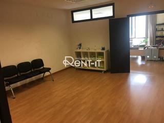 Miete Fabrikhalle  Travesía industrial. Oficina de 360m2 en hospitalet