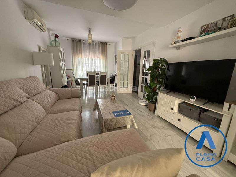 Foto 6a8b3b10-fedd-4df5-bebc-164bcae99cc6. Casa aparellada a Centro Mijas