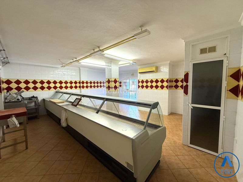 Foto 55063652-c986-4996-9b6e-27cb758e8f1e. Local comercial a Centro Mijas