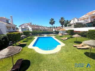Casa aparellada a Campo de Mijas