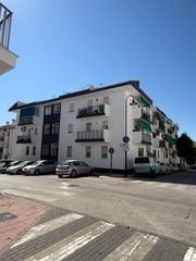 Pis a Centro. ¡piso en la zona de los santos- las lagunas de mijas!