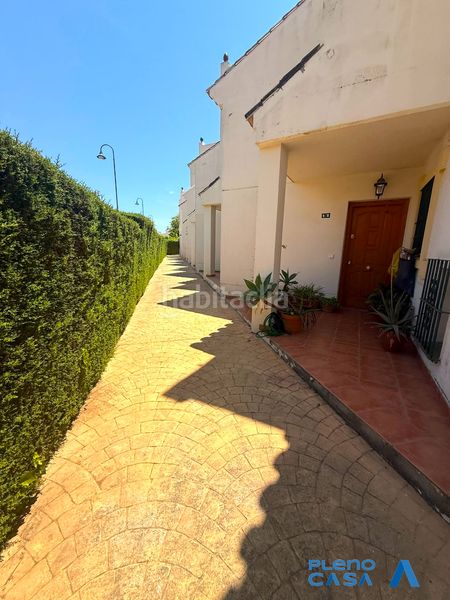 Foto e02ddbf0-7e16-4d3f-876d-b91d24b2e091. Casa adossada amb xemeneia piscina a campo de Mijas Mijas
