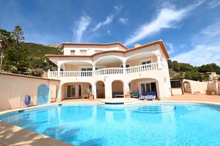 Chalet  Partida oltamar. Amplio chalet con vistas al mar y al peon