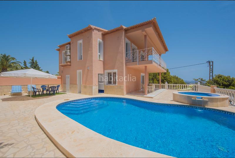 Foto d4e3c66d-24b5-466b-a641-e077cf794b37. Xalet amb aparcament piscina a Oltamar - Cucarres Calp