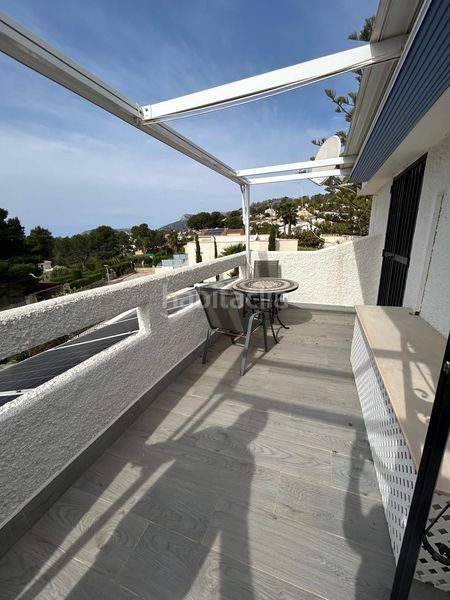 Foto aeab0d5d-acc8-40b4-94f6-65f2806ea490. Casa amb piscina a Gran Sol Calp