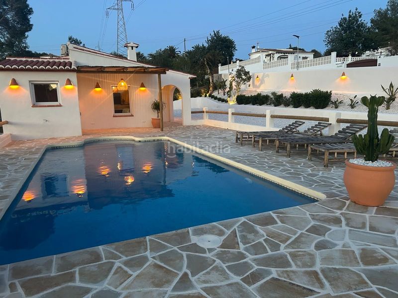 Foto 04e8c626-6005-4e56-aaef-d593323d2ae0. Casa amb piscina a La Empedrola Calp