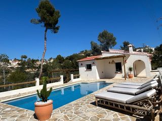 Casa a La Empedrola. Empedrola