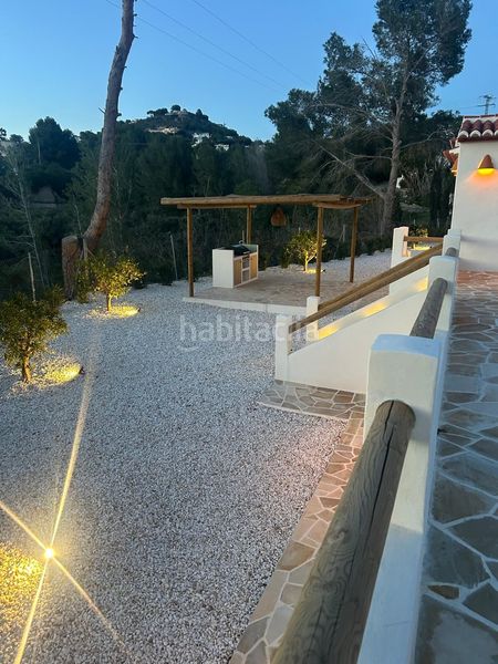 Foto 85d6c12b-18d3-4270-956c-e61e318d3b00. Casa amb piscina a La Empedrola Calp