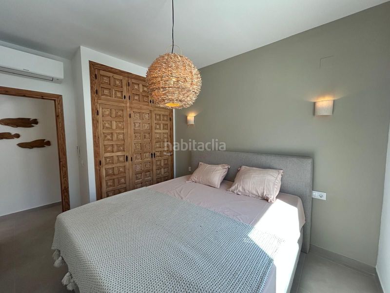 Foto 9369e1a5-f968-4b15-aa89-d19b782c1b60. Casa amb piscina a La Empedrola Calp