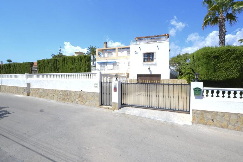 Foto 1301a5ae-fbdb-4222-904f-d396f59ada06. Casa amb piscina a Marisol Park - Ortembach - Los Almendros Calp
