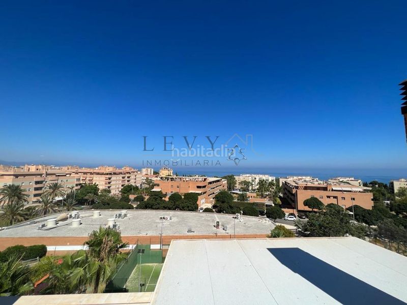 Foto 8b38ffde-660d-41ec-ae01-c3c59398cde0. Pis amb calefacció piscina a El Pinillo Torremolinos