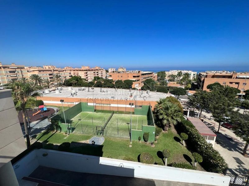 Foto 08ec0a34-d9fc-4c44-b257-c2d912038024. Piso en El Pinillo Torremolinos
