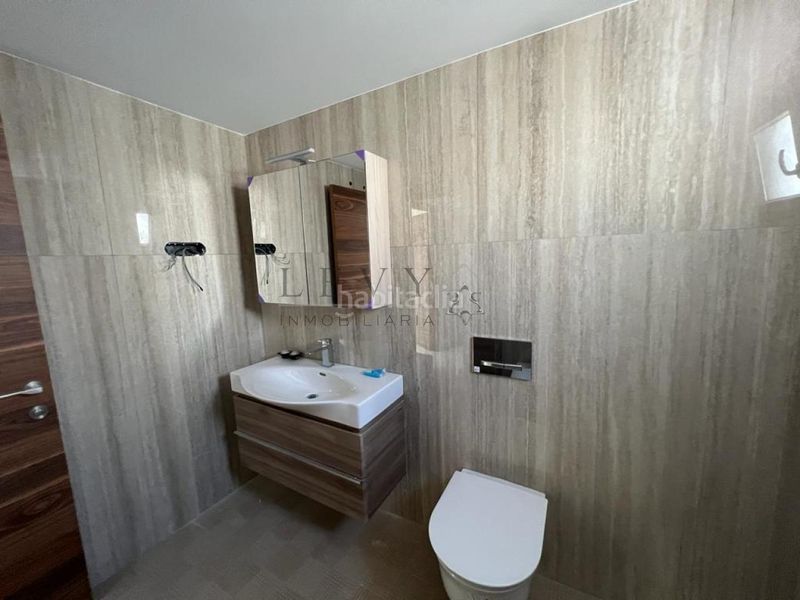 Foto bcbd3b07-9676-41f1-884f-40662d30e875. Piso en El Pinillo Torremolinos