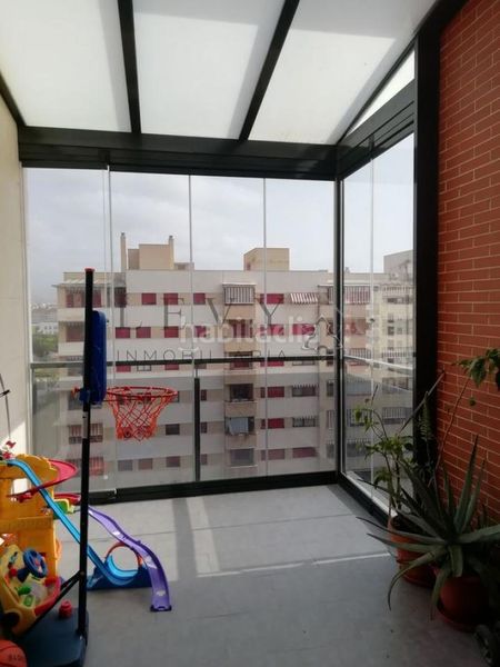 Foto f011e3ab-22c2-4784-8993-4f203748621c. Àtic amb calefacció aparcament piscina a Martín Carpena - Torre del Río Málaga