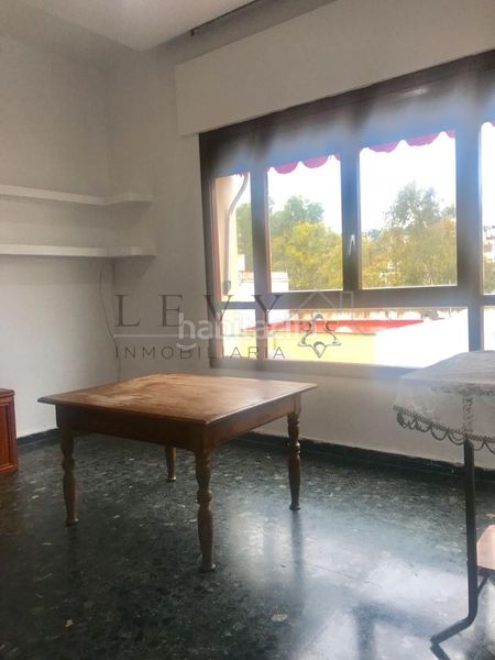 Foto 95f7553f-7177-4653-b2bb-58df32231371. Flat with heating in Centro Melilla