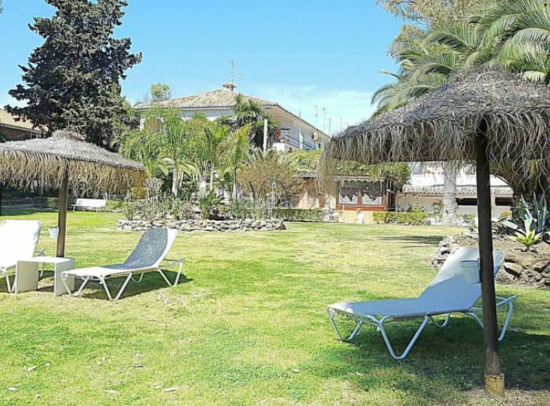 Foto 299e9f40-5271-481b-85bc-a98914fb6629. Pis amb calefacció aparcament piscina a Puerto Banús Marbella