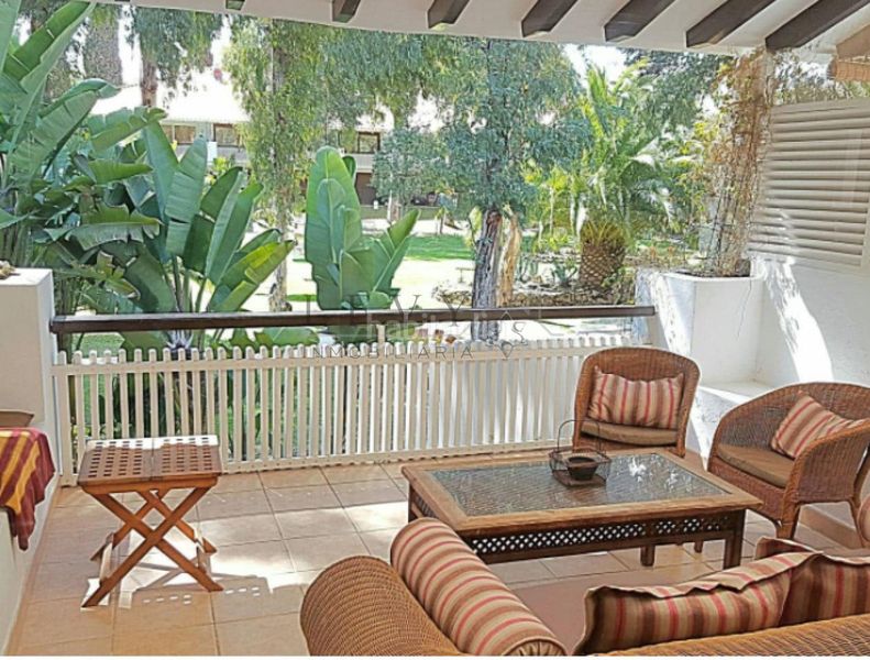 Foto 439b62dd-8d61-406c-b4c6-27addc08e582. Pis amb calefacció aparcament piscina a Puerto Banús Marbella