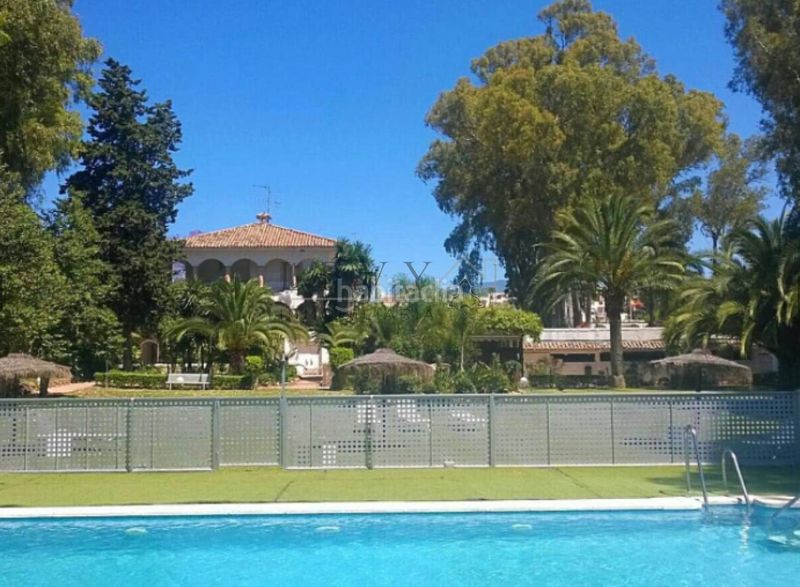 Foto 49c5c882-7273-48ed-a8cc-a2de88c6267d. Pis amb calefacció aparcament piscina a Puerto Banús Marbella