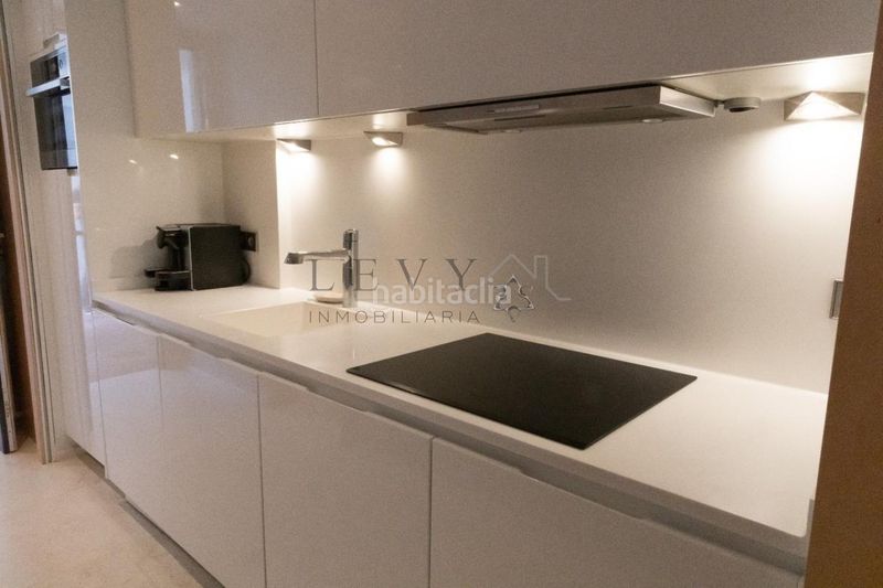 Foto 1bfa02c2-68c1-474a-afcc-a156962c4058. Apartament amb calefacció aparcament piscina a Puente Romano Marbella
