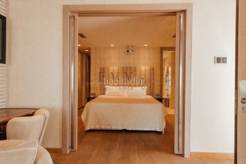 Foto 2206d552-9aa0-4fe1-9a4e-bd9977d399cb. Apartament amb calefacció aparcament piscina a Puente Romano Marbella