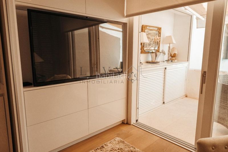 Foto 86a192b4-f29d-4024-9bfa-1a3ceeff4baa. Apartament amb calefacció aparcament piscina a Puente Romano Marbella