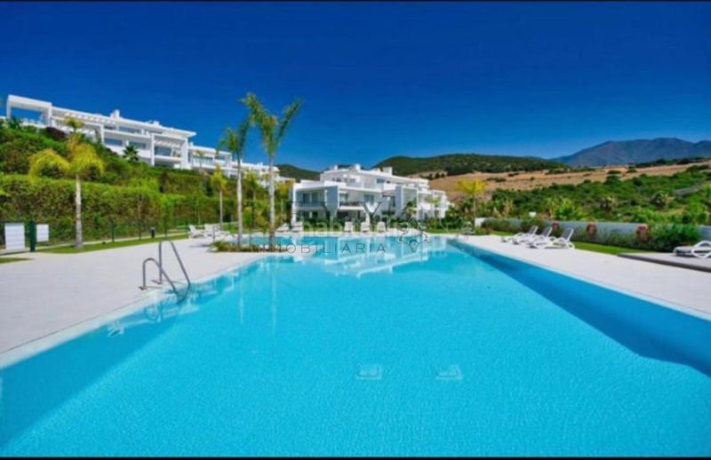 Foto 1fe7096f-059a-475e-8bf1-d9d0fc271ceb. Flat with heating parking pool in Casares pueblo Casares