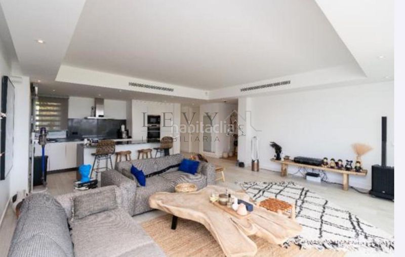 Foto 27270ad7-e67c-43ed-be95-db2ec731eaf6. Flat with heating parking pool in Casares pueblo Casares