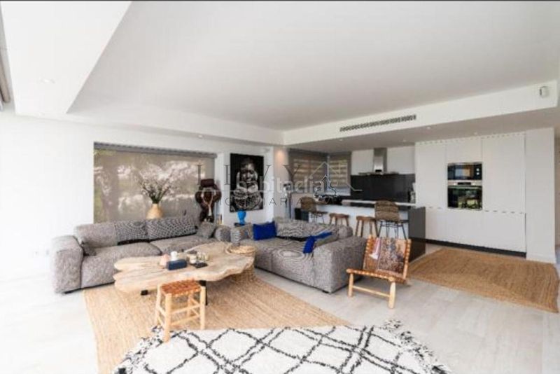 Foto a2b596d0-b05e-4b55-a398-51dcf11d7363. Flat with heating parking pool in Casares pueblo Casares