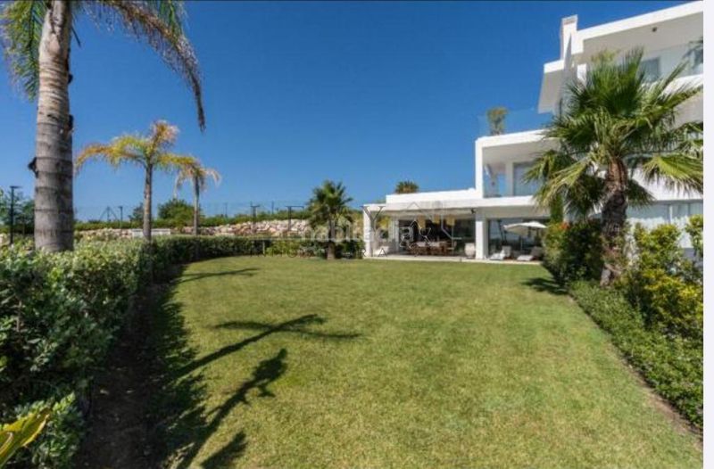 Foto a69034cb-6aa5-4221-828b-639e1fef4273. Flat with heating parking pool in Casares pueblo Casares