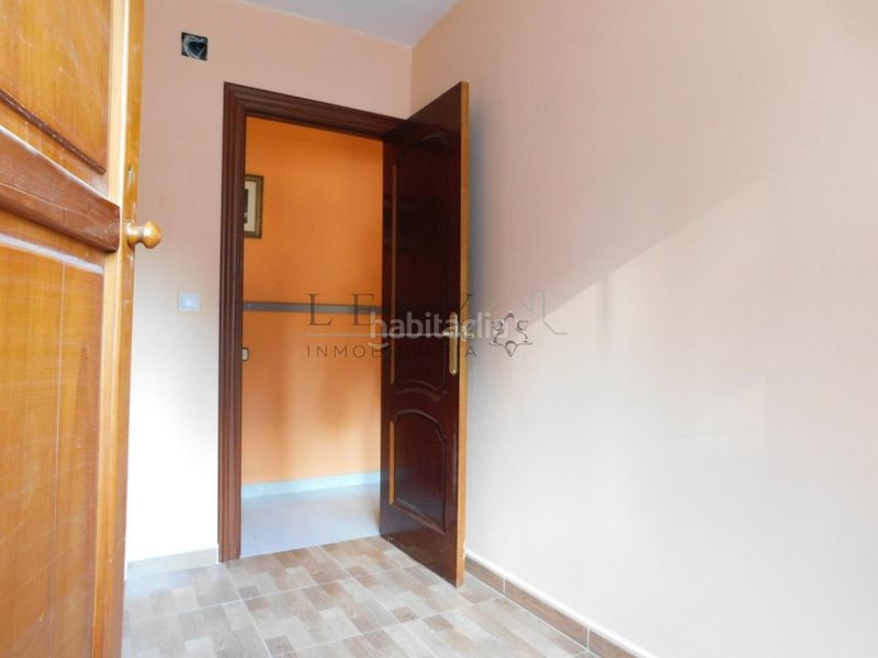 Foto 0f454e46-f428-4e50-9a0f-437ae2de08d3. Casa amb calefacció aparcament a El Atabal Málaga