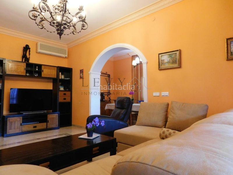 Foto 99d172b2-990d-4277-8a81-c21f3c02e9b6. Casa amb calefacció aparcament a El Atabal Málaga