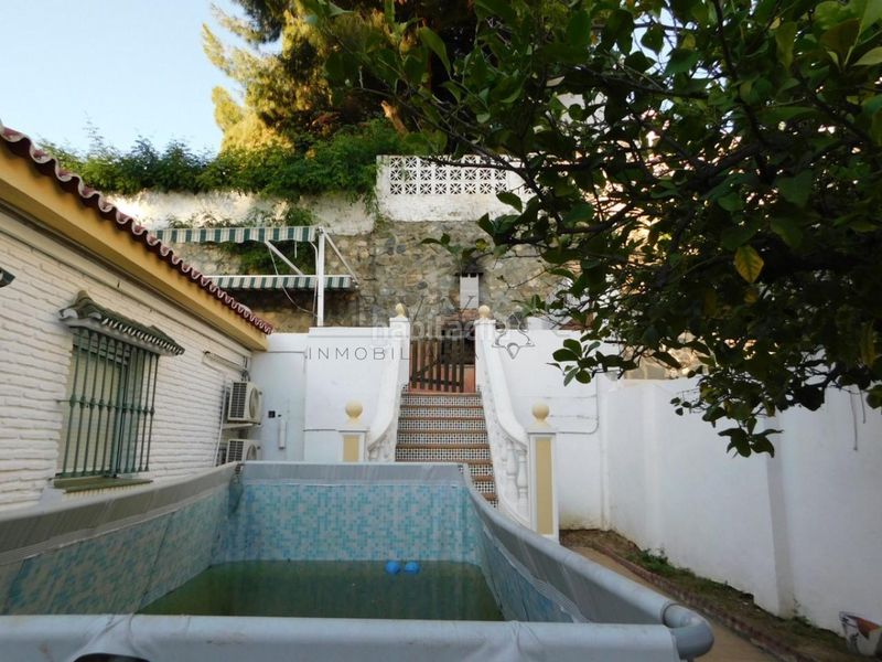 Foto e9dc3179-9c10-4a89-9ae4-548f2bc5b9b8. Casa amb calefacció aparcament a El Atabal Málaga