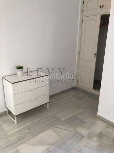 Foto 19a8c7ba-7a14-4825-90d7-261b837e26d2. Casa amb calefacció a Conde de Ureña Málaga