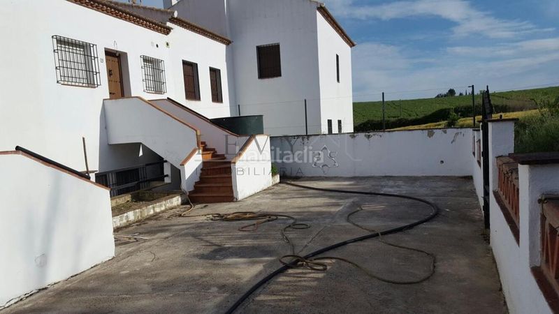 Foto 2d67ebee-0c8c-4374-8d89-a7faabb3be6b. Casa amb calefacció aparcament piscina a Centro Ronda